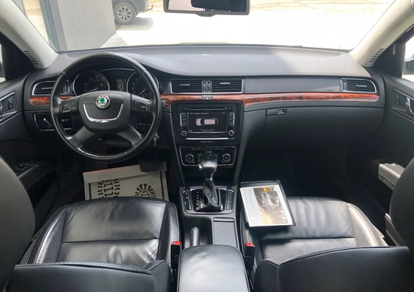 Skoda Superb cena 23900 przebieg: 168841, rok produkcji 2010 z Nowe Miasto Lubawskie małe 326